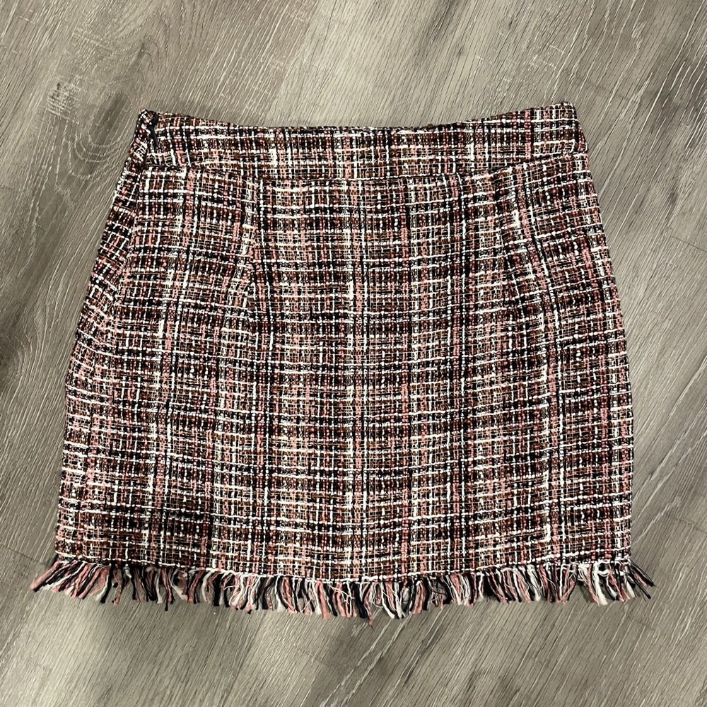 Pink and black tweed mini skirt